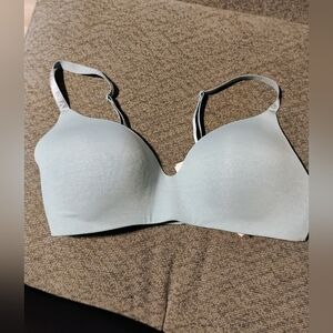 Victoria's Secret Soft Blue Wireless Bra Sz 38D